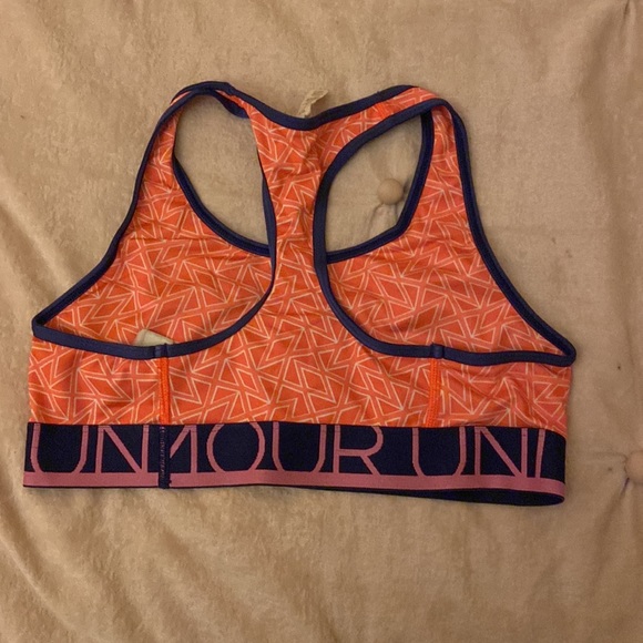 Under Armer Sports Bra - Picture 2 of 2